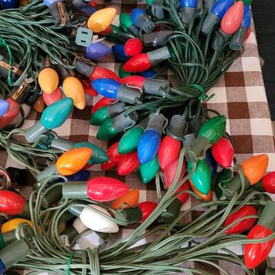 Lot 109: Large Christmas Lights Lot