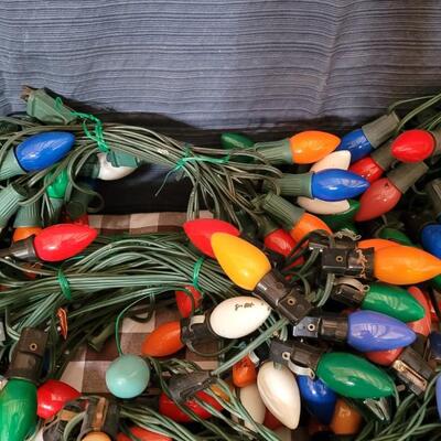 Lot 109: Large Christmas Lights Lot