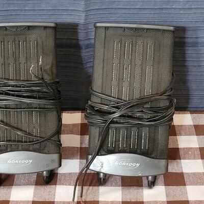 Lot 119: (2) Monsoon Speakers (untested)