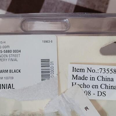 Lot 121: New in Package Finials 