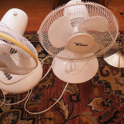 Lot 98 two Household breeze fans and desk lamp