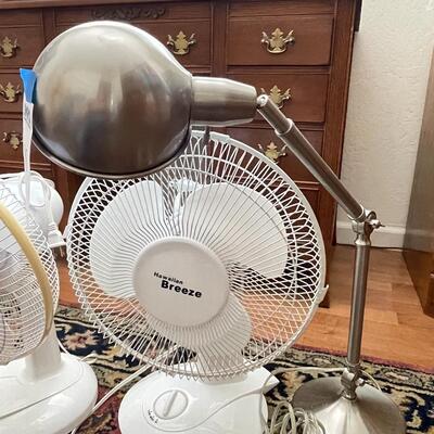 Lot 98 two Household breeze fans and desk lamp