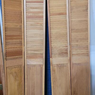 Lot 125: Set of Bi-Fold  Wood Doors