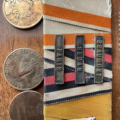 Lot 96 WWI Ephemera  and patches