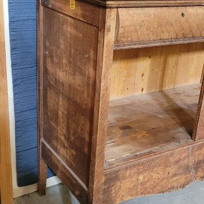 Lot 126: Vintage Tiger Maple Buffet (Perfect Upcycled Project Piece)