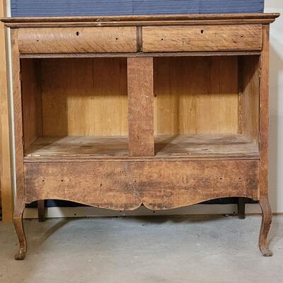 Lot 126: Vintage Tiger Maple Buffet (Perfect Upcycled Project Piece)