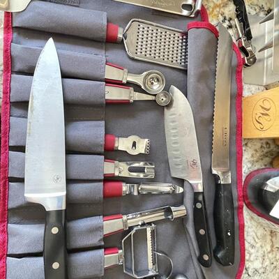 Lot 125 Knives, garnish tools, kitchen utensils