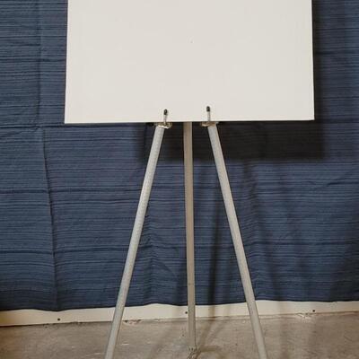 Lot 128: Vintage Made in USA Metal Easel (Canvas not included)