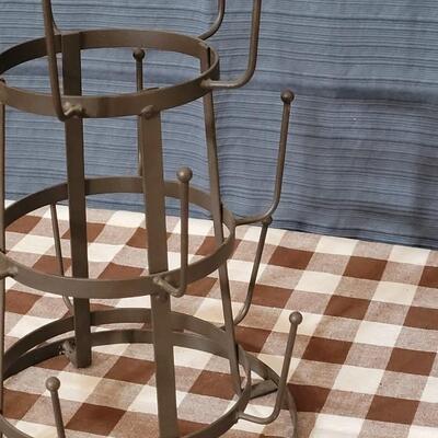 Lot 132: 13" Metal Rack