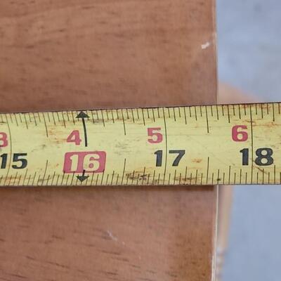 Lot 138: Swivel Wood Bar Stool 