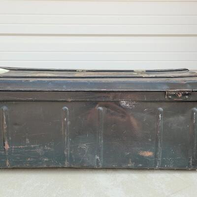 Lot 141: Vintage Metal Military Trunk
