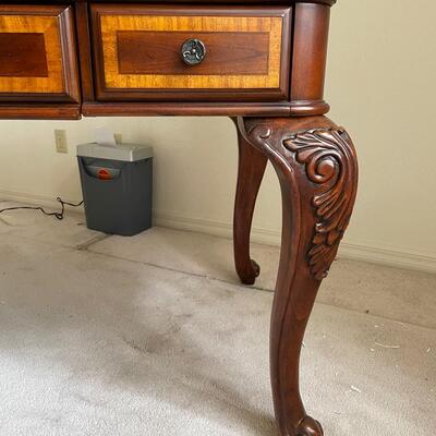 Lot 105.5  Fancy Desk