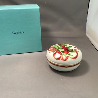J. 723 Tiffany & Co. - Porcelain Tiffany Holiday Dish with Lid