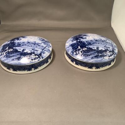 I. 725. Pair of Blue & White Porcelain Dishes with Lids 