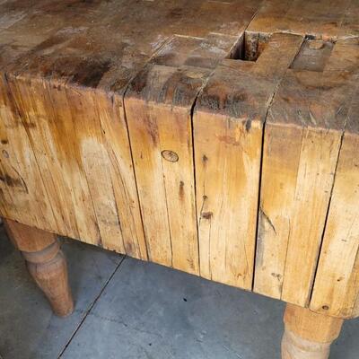 Lot 142: Antique Butcher's Block HEAVY