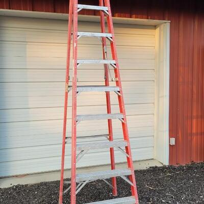 Lot 145: 9.5 Foot Fiberglass and Aluminum Ladder 