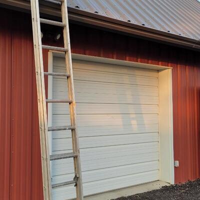 Lot 146: 12 Foot Aluminum Ladder 