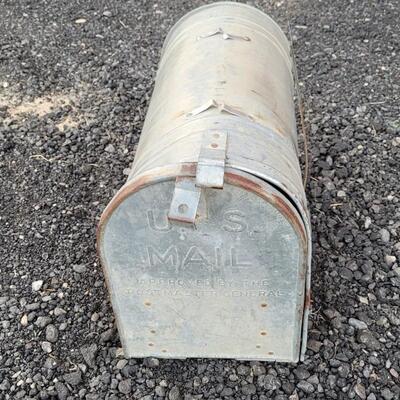 Lot 148: Large Vintage Metal Farmhouse Mailbox by AMERICAN SHEET METAL WORKS USA