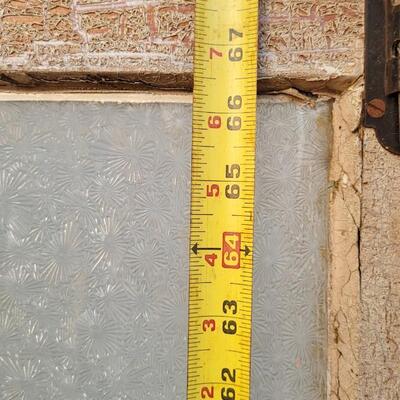 Lot 151: Vintage Farmhouse Chippy Paint Florentine Glass Window Panes  