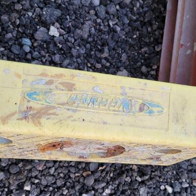 Lot 154: Vintage WERNER 8 foot Fiberglass and Aluminum Ladder 