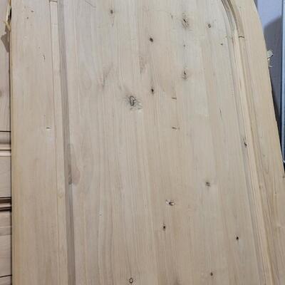 Lot 158: New Unused SOLID WOOD Arch Top Home Design Entry Door w/ Precut Door Hole