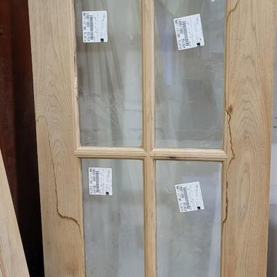 Lot 159: New Unused SOLID WOOD Platte Valley Lumber 8-Pane Glass Accent Door 