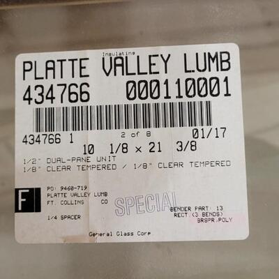 Lot 159: New Unused SOLID WOOD Platte Valley Lumber 8-Pane Glass Accent Door 