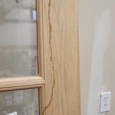 Lot 159: New Unused SOLID WOOD Platte Valley Lumber 8-Pane Glass Accent Door 