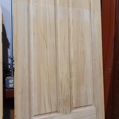 Lot 160: New Unused SOLID WOOD Arch Top Entry Door 