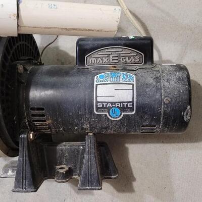 Lot 169: MAX E GLAS Swimming Pump 