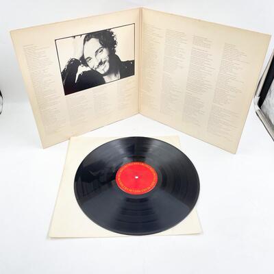 BRUCE SPRINGSTEEN â€œBORN TO RUNâ€ VINYL RECORD 