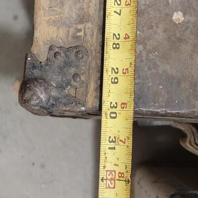 Lot 172: Vintage Steamer Trunk Chest 