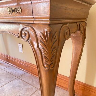 Thomasville Foyer Entry Table 