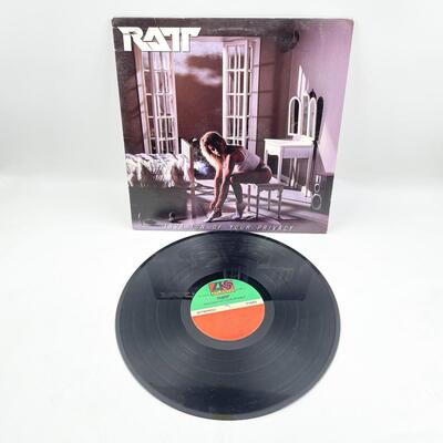 RATT â€œINVASION OF YOUR PRIVACYâ€ VINYL RECORD 