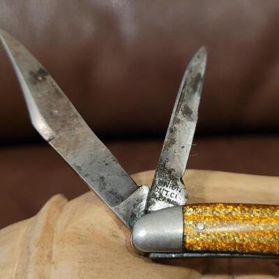 Lot 178: Vintage CUTCO 3" Striped Sparkle Case Pocketknife