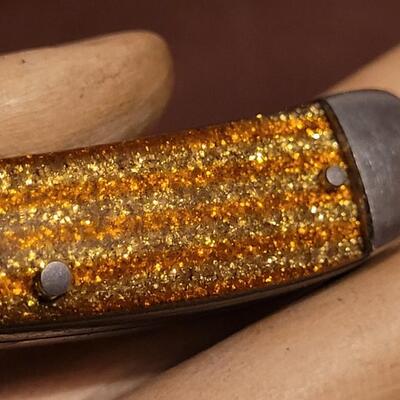 Lot 178: Vintage CUTCO 3" Striped Sparkle Case Pocketknife