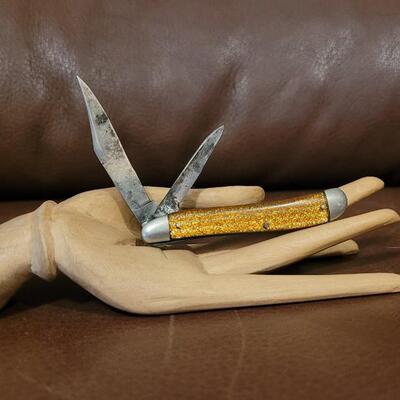 Lot 178: Vintage CUTCO 3" Striped Sparkle Case Pocketknife
