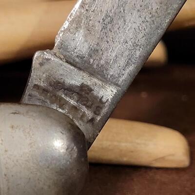 Lot 180: Assortment of Vintage Pocketknives - Some need TLC
