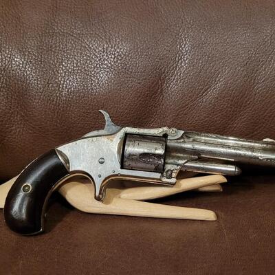 Lot 181: Antique 1878 J.W. MARLIN .30 Cal Short Rimfire Spur Trigger Bird's Eye Butt Revolver