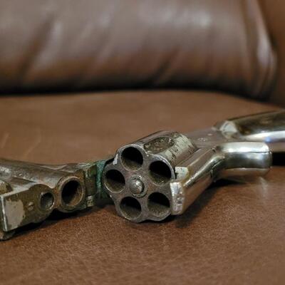 Lot 181: Antique 1878 J.W. MARLIN .30 Cal Short Rimfire Spur Trigger Bird's Eye Butt Revolver