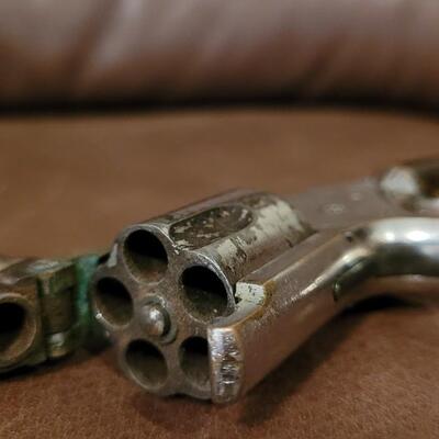 Lot 181: Antique 1878 J.W. MARLIN .30 Cal Short Rimfire Spur Trigger Bird's Eye Butt Revolver