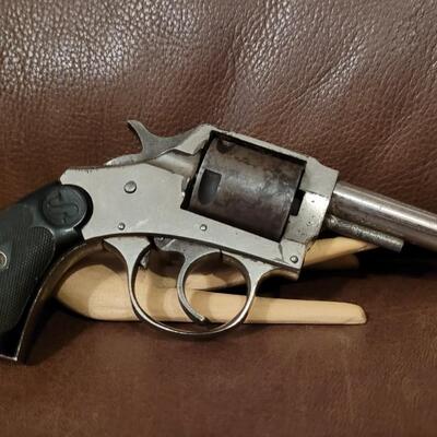 Lot 182: Antique Late 1800's OTIS SMITH U.S. Pistol Co. Smith and Wesson .32 Cal Nickel Plated Revolver 