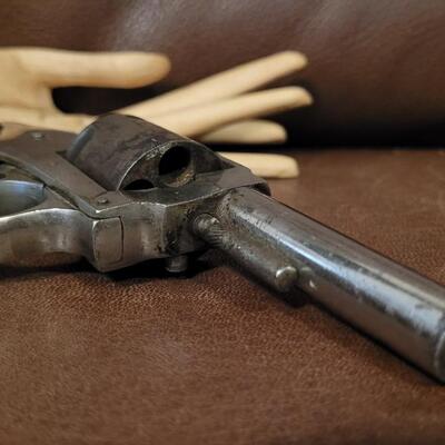 Lot 182: Antique Late 1800's OTIS SMITH U.S. Pistol Co. Smith and Wesson .32 Cal Nickel Plated Revolver 