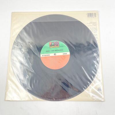 â€œMIKE + THE MECHANICSâ€ VINYL RECORD