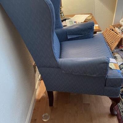 Lot 026 Broyhill Blue Armchair Matches Lot 033