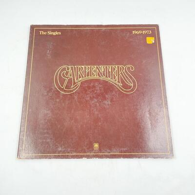 CARPENTERS â€œTHE SINGLES: 1969-1973â€ VINYL RECORD