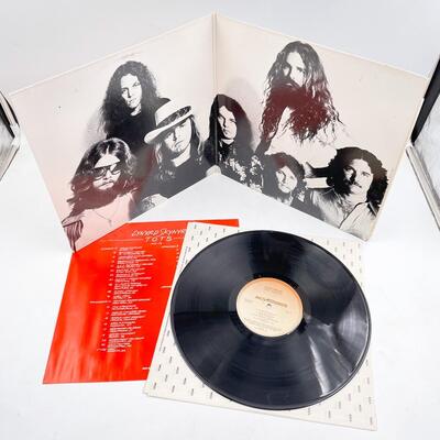 LYNARD SKYNARD â€œSTREET SURVIVORSâ€ VINYL RECORD