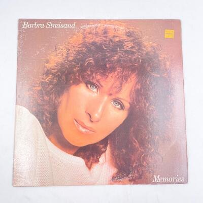 BARBRA STREISAND â€œMEMORIESâ€ VINYL RECORD LOT