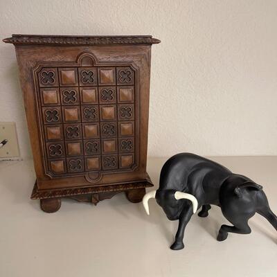 Lot 158  Waste Basket and Bull