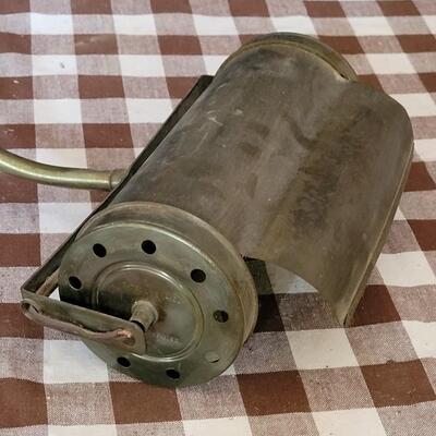 Lot 187: Vintage Heavy Brass Roll Over Shade Bankers Bedside Lamp